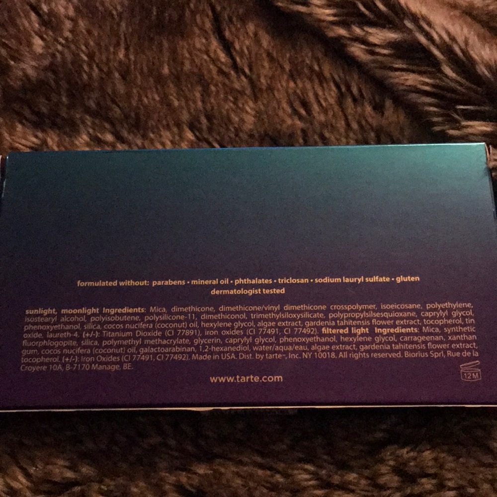SOLD Tarte Skin Twinkle Highlighting Palette - Picture 4 of 4